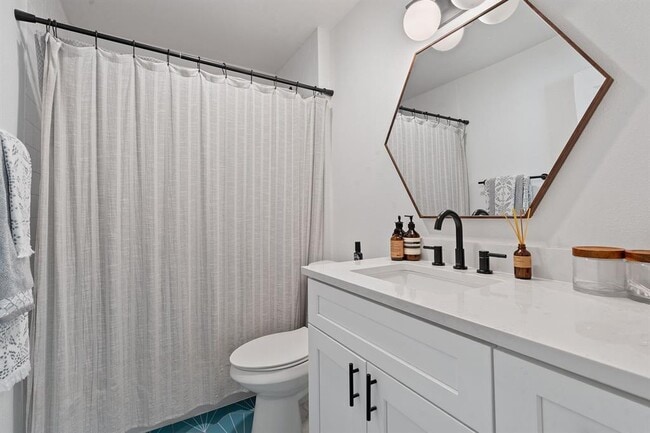 Building Photo - 4902 Carsonhill Dr