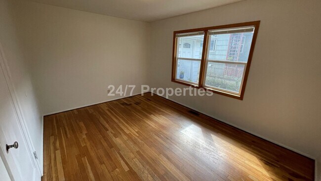 Building Photo - 2024-4530MF