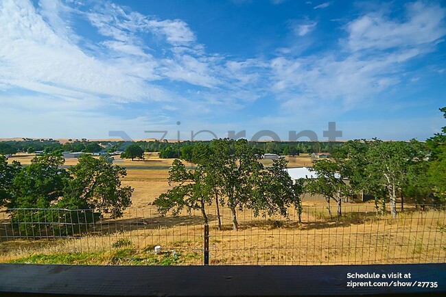 Building Photo - 17510 Rancho Tehama Rd