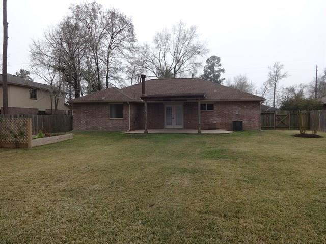 Building Photo - 7010 Woodland Oaks
