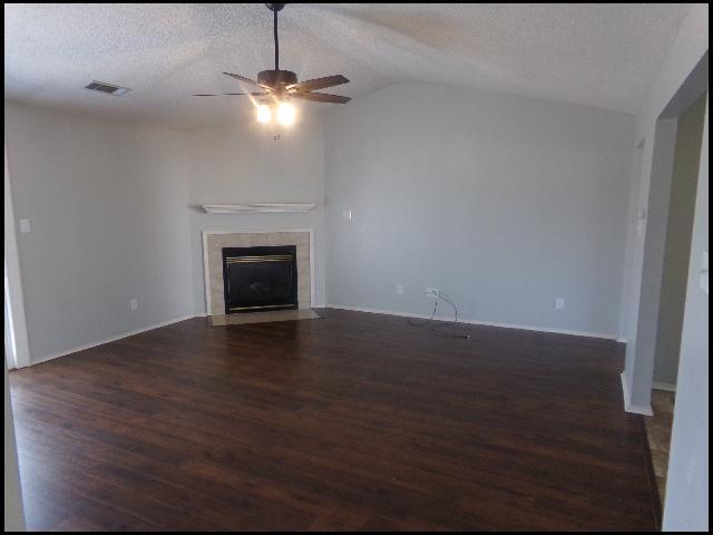 Building Photo - 1110 Allyson Ave