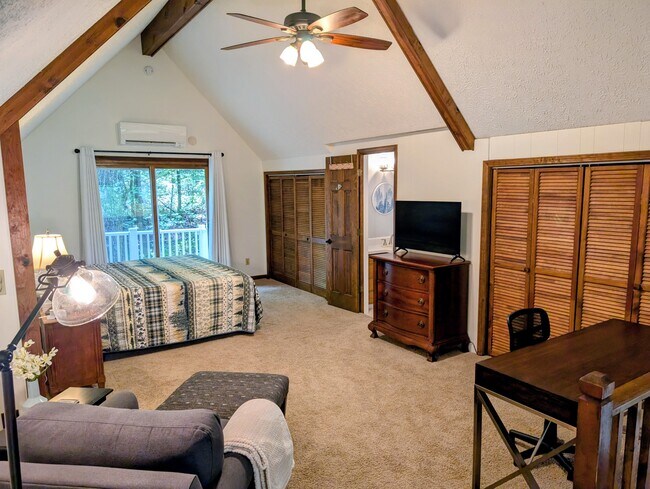 Building Photo - 26 Buttermilk Cir