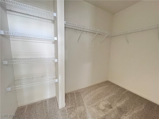 Building Photo - 9219 Broome Ct