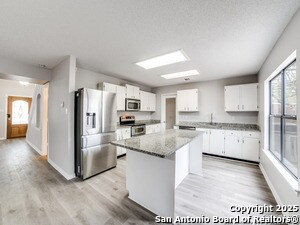 Building Photo - 7663 Aspen Park Dr