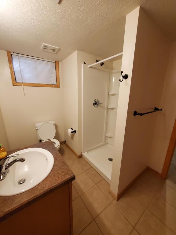 Building Photo - 10 Stevens Rd