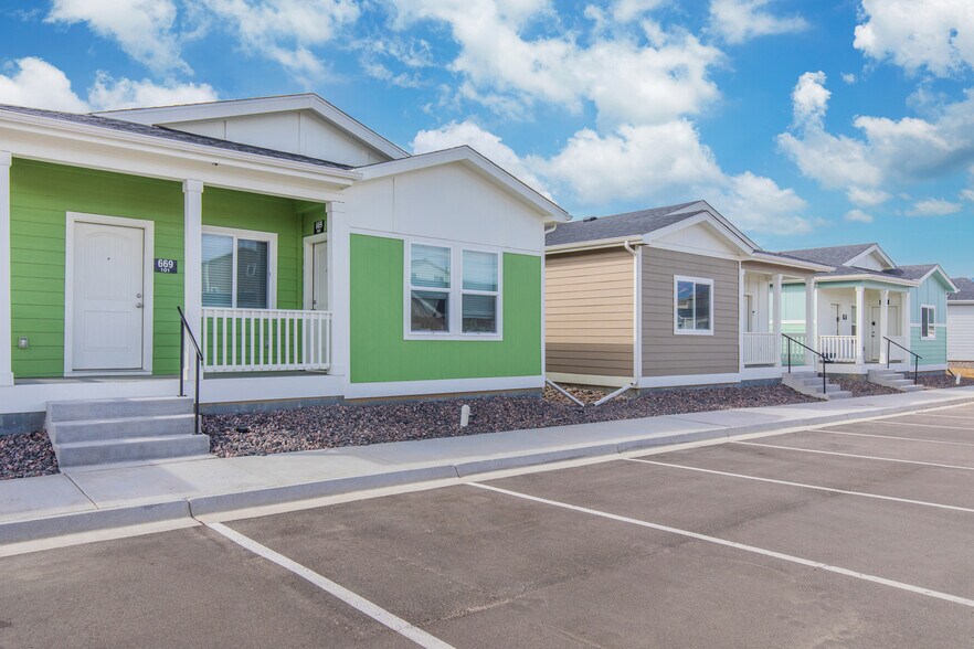 Building Photo - Cottages at Chapel Heights