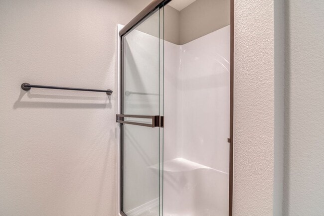 Building Photo - Nearly New 3 Bedroom 2 Bath Home!!!