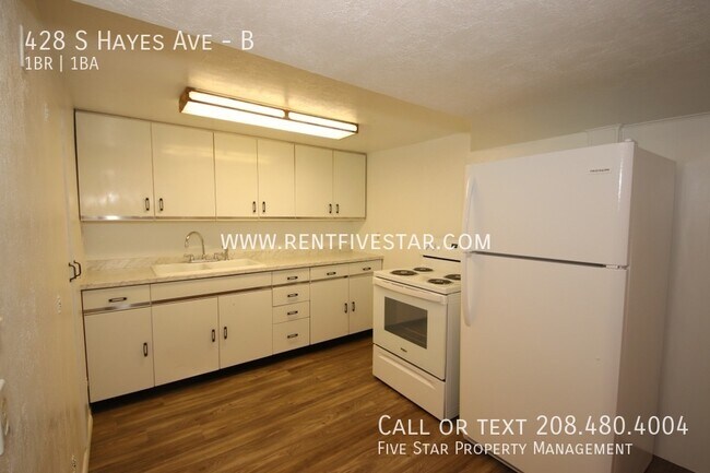 Building Photo - 428 S Hayes Ave