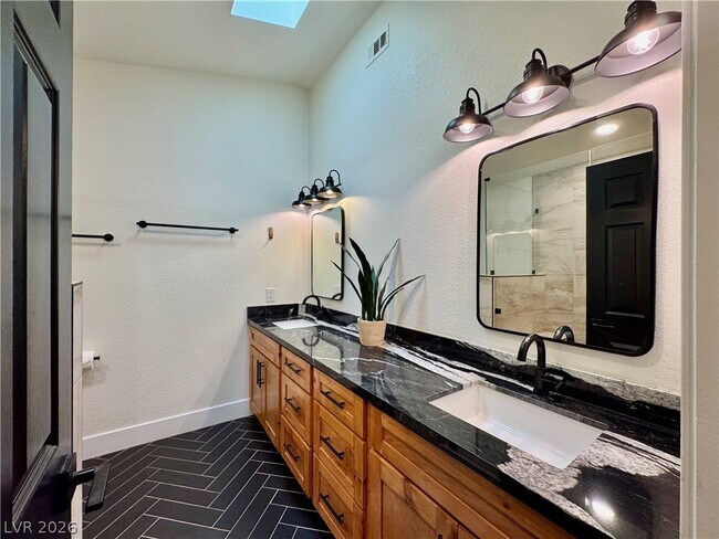 Building Photo - 5269 Crooked Valley Dr