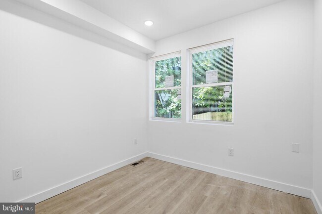 Building Photo - 2554 N 12th St