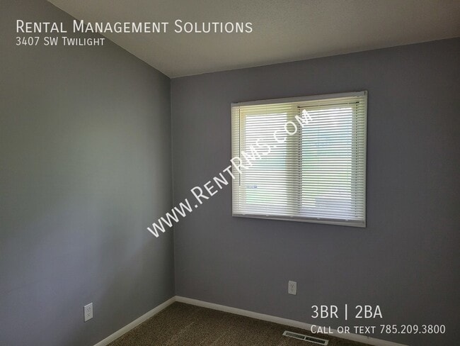 Building Photo - 3407 SW Twilight-