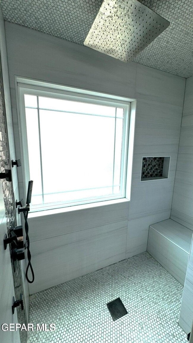 Building Photo - 1753 Gregory Jarvis Dr