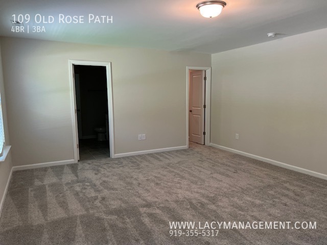 Building Photo - 109 Old Rose Path