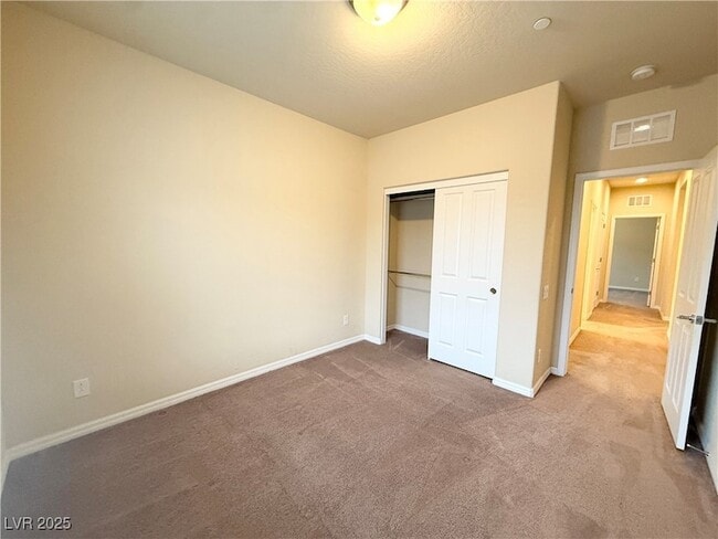 Building Photo - 2600 Bechamel Pl