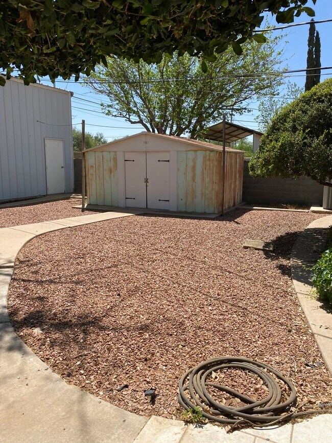 Building Photo - This one has it all!  Spacious 3-Bedroom Home in a Great Location!