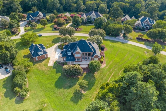 Building Photo - Estate Home in Fantastic North Raleigh Loc...