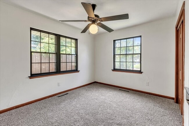 Building Photo - 2037 NW 47th St