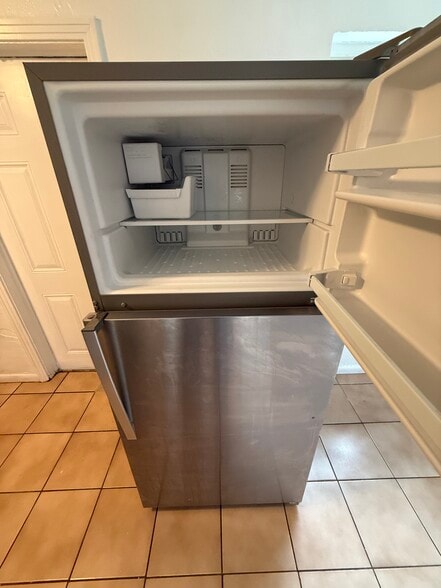 Building Photo - 69 E Seminole Ave