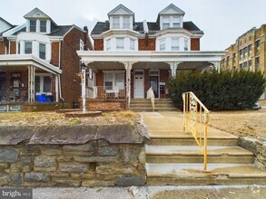 Building Photo - 5934 Ridge Ave