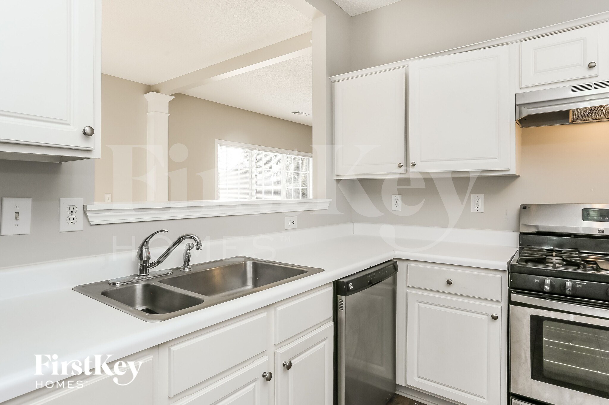 Building Photo - 786 Weybourne Ct NE