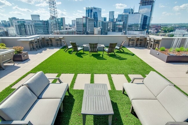 Building Photo - 20 Rutledge St