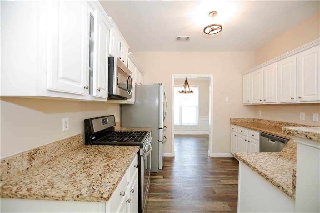 Building Photo - 1005 Landover Crossing