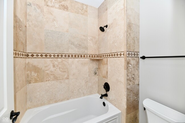 Building Photo - 8555 One W Dr