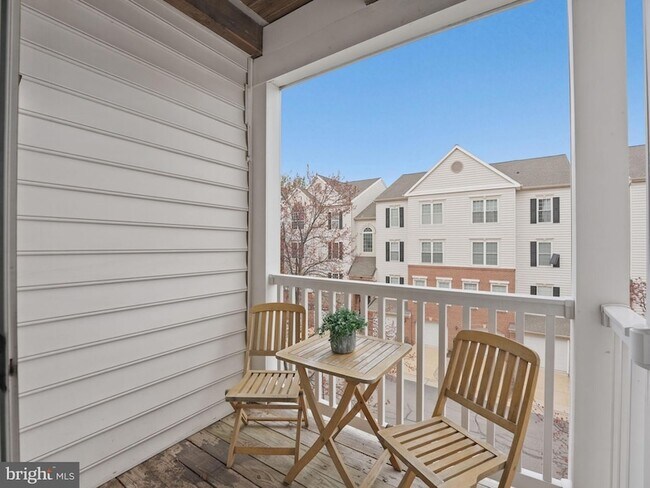 Building Photo - 4667 Longstreet Ln