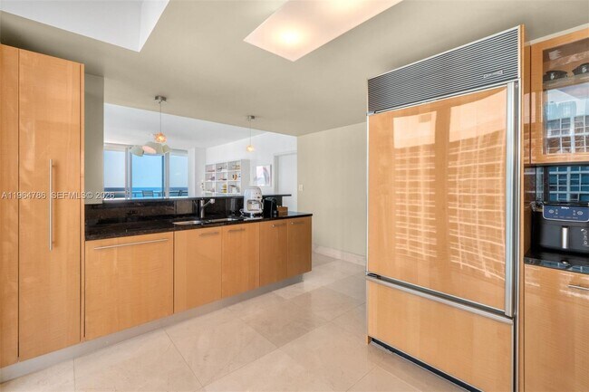 Building Photo - 6799 Collins Ave