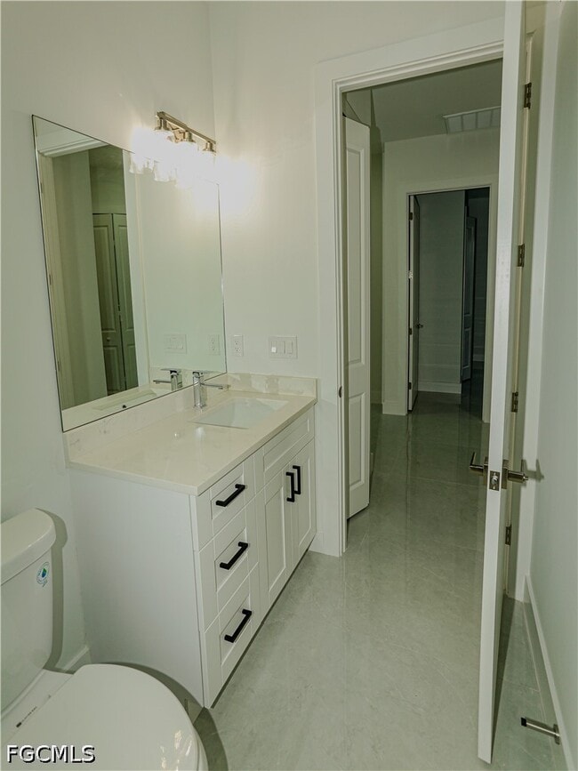 Building Photo - 141 Harold Ave S