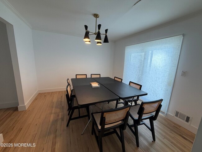 Building Photo - 534 Apple Dr