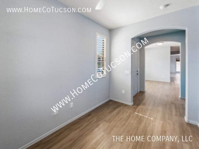 Building Photo - 1628 W Gentle Brook Trail