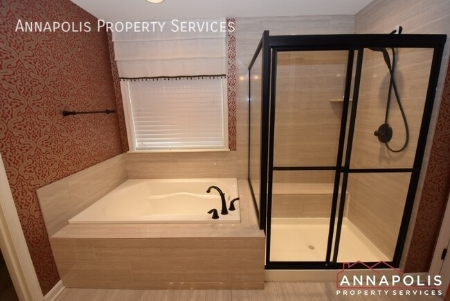 Building Photo - 402 St Martins Choice Ln