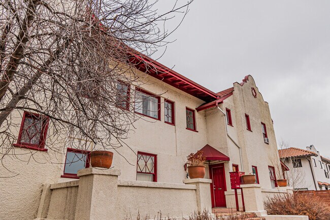 Building Photo - 1648 Winona Ct