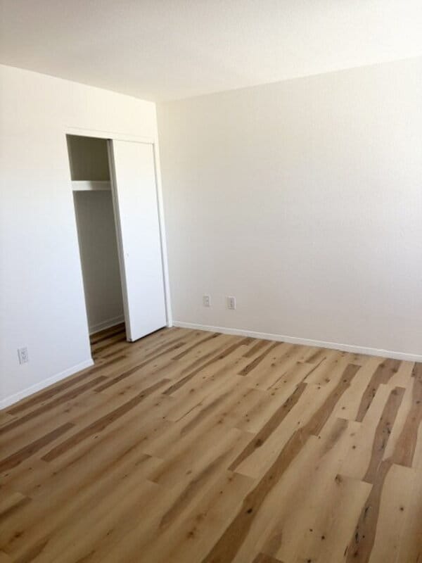 Building Photo - 901 S Melody Ln