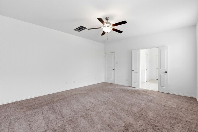 Building Photo - 1618 Rosedale Dr