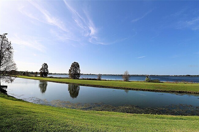 Building Photo - 403 Laurel Cove Way