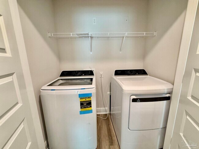 Building Photo - 4067 Pendragon Cir