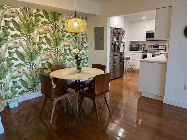 Building Photo - 13155 Ixora Ct