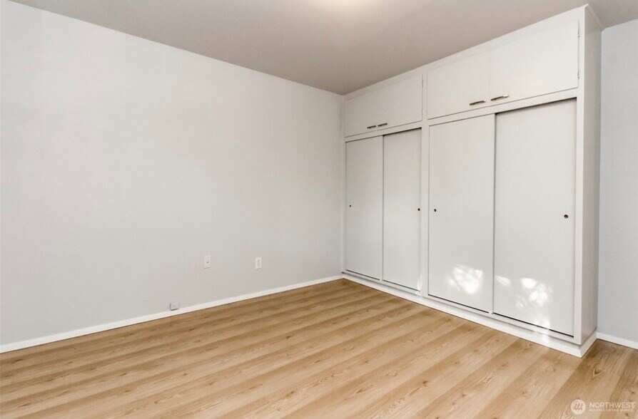 Building Photo - 10914 108th St SW