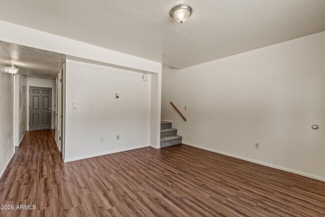 Building Photo - 118 E Paseo del Rio