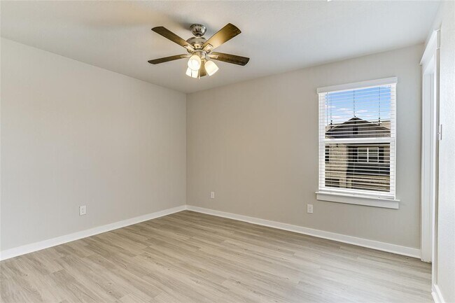 Building Photo - 17201 Leafroller Dr