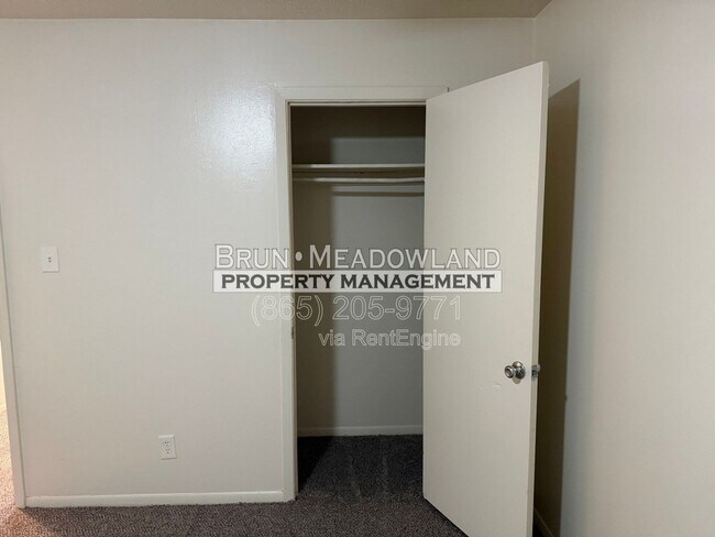 Building Photo - 5525 Jacksboro Pike