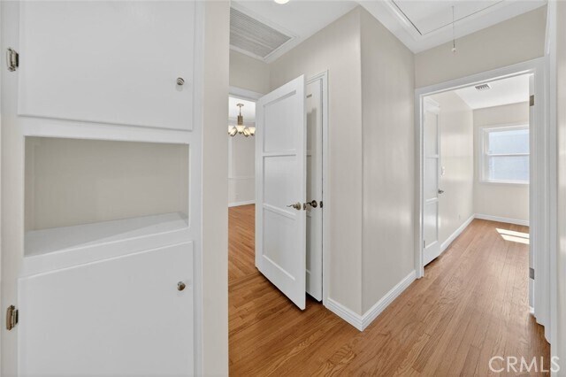 Building Photo - 1641 N Catalina St