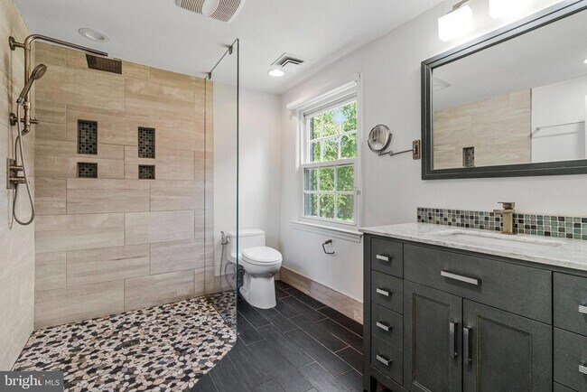 Building Photo - 4203 Pickering Pl