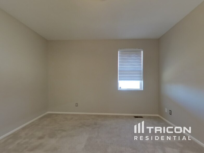 Building Photo - 7405 Fraser Cir