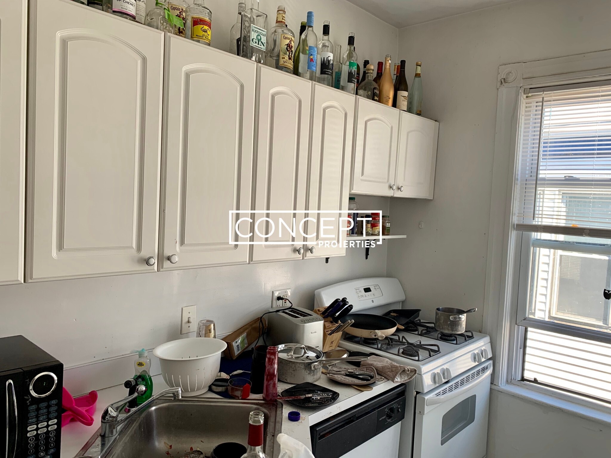 Building Photo - 530 Cambridge St