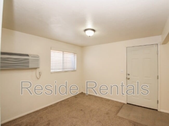 Building Photo - 654 1/2 East 800 North - 4