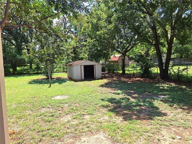 Building Photo - 8100 Cross Dr