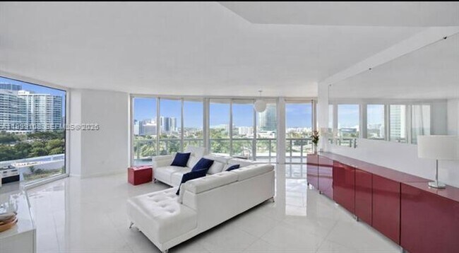 Building Photo - 7330 Ocean Terrace